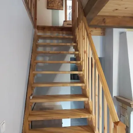 Uroczy Letniskowy Z Kominkiem 100m2 *