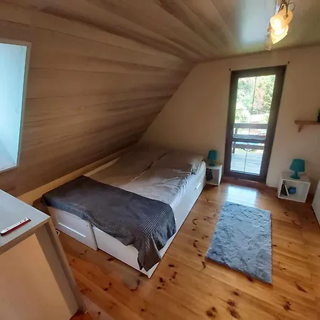 Uroczy Letniskowy Z Kominkiem 100m2 Güldenboden